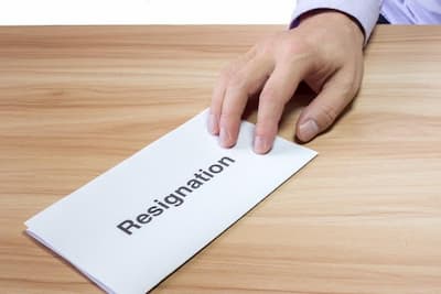 Bijakkah Resign di Masa Pandemi?