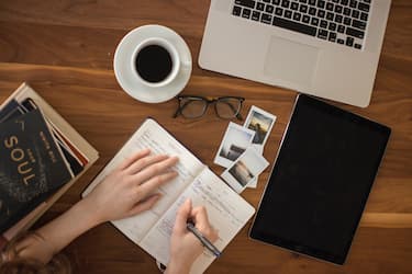 Perbedaan Profesi Content Writer dan Copywriter