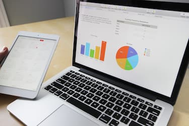 Mau Jadi Data Entry? Ketahui Dulu Tugas dan Tanggung Jawabnya