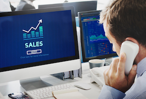 Apa Beda Sales Manajer dengan Sales Representatif?