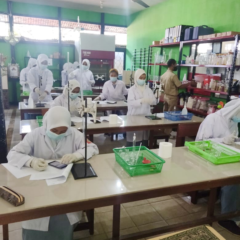 SMK Jurusan Analisis Pengujian Laboratorium : Pengertian, Pelajaran yang Dipelajari, Prospek Kerja
