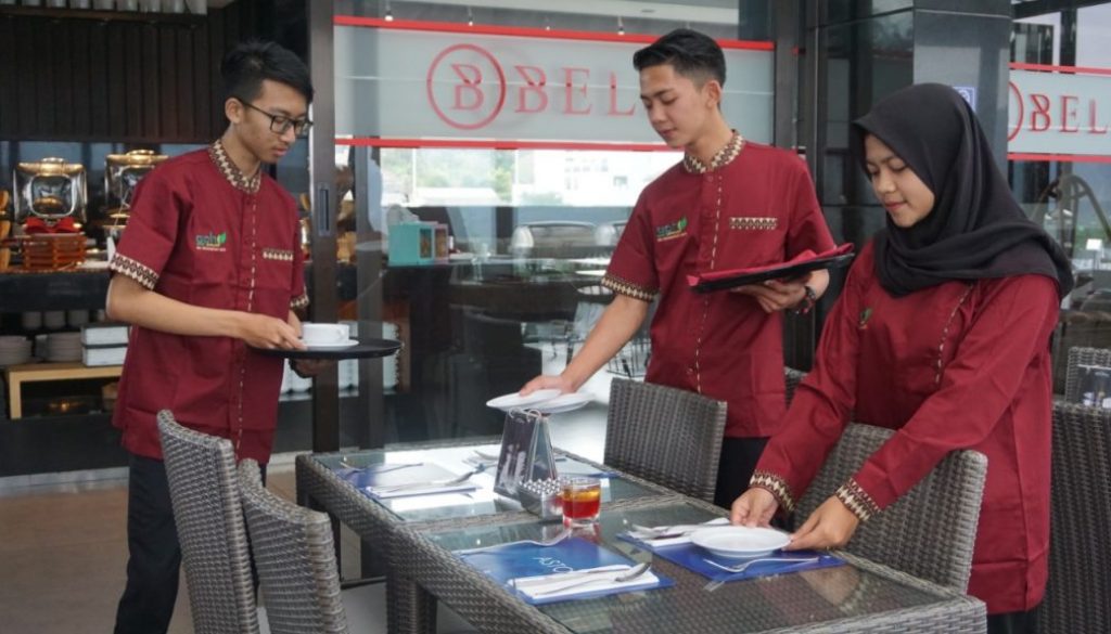 smk-jurusan-perhotelan-pengertian-apa-yang-dipelajari-dan-prospek-kerja