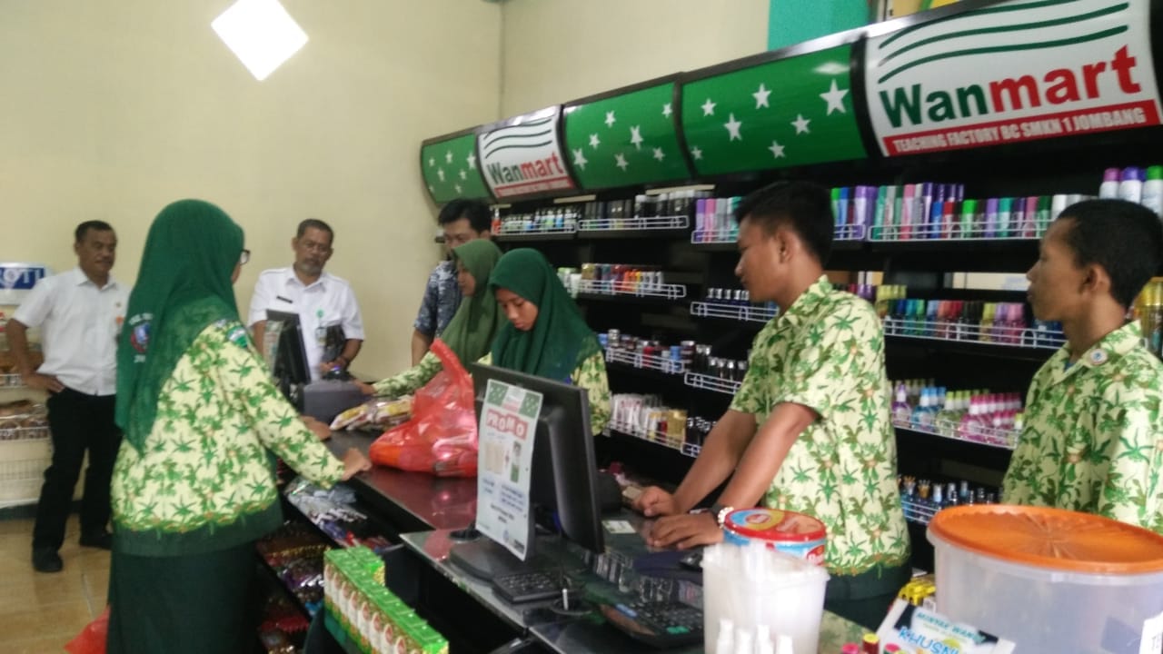 SMK Jurusan Retail : Pengertian, Apa yang Dipelajari, dan Prospek Kerja