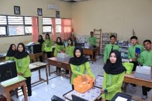 SMK Jurusan Bisnis Daring dan Pemasaran : Pengertian, Apa yang Dipelajari, Prospek Kerja