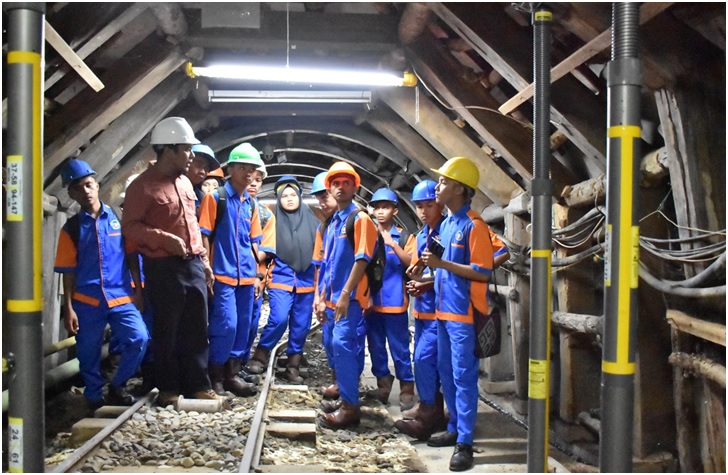 SMK Jurusan Geologi Pertambangan: Pengertian, Apa yang Dipelajari, dan Prospek Kerja