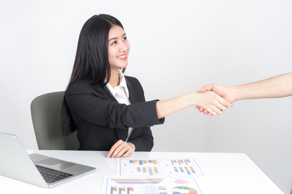 Sales Akuisisi : Definisi, Gaji, Skill yang Diperlukan, dan Tugas Tanggung Jawabnya