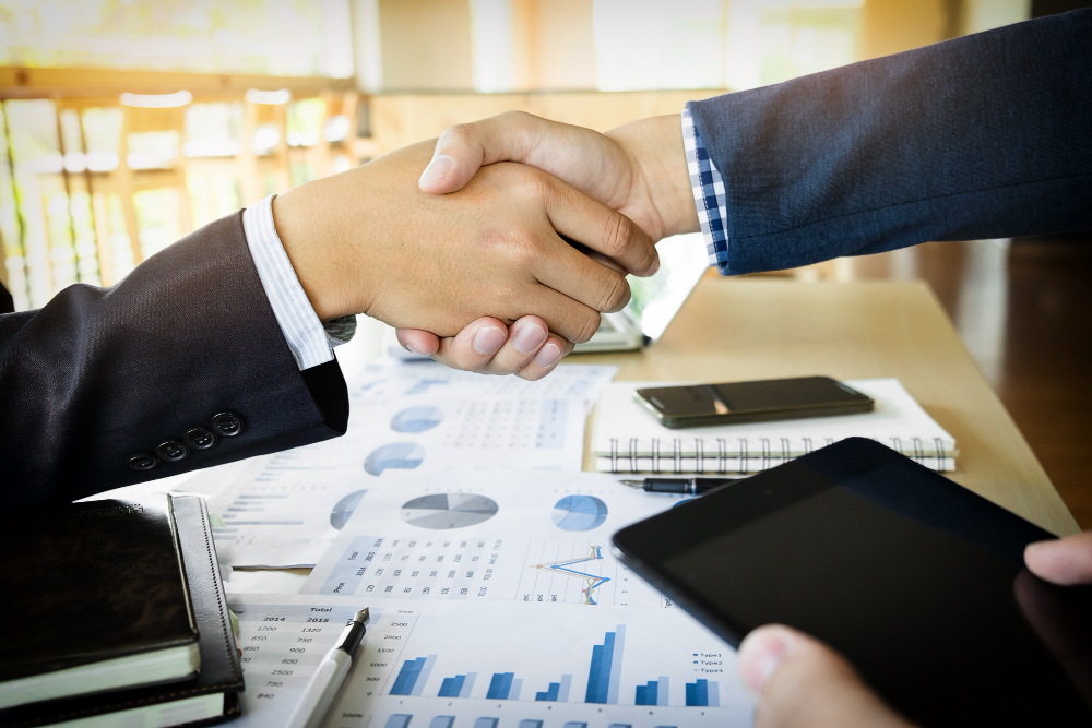 Sales B2B: Definisi, Gaji, Skill yang Diperlukan, dan Tugas Tanggung Jawabnya