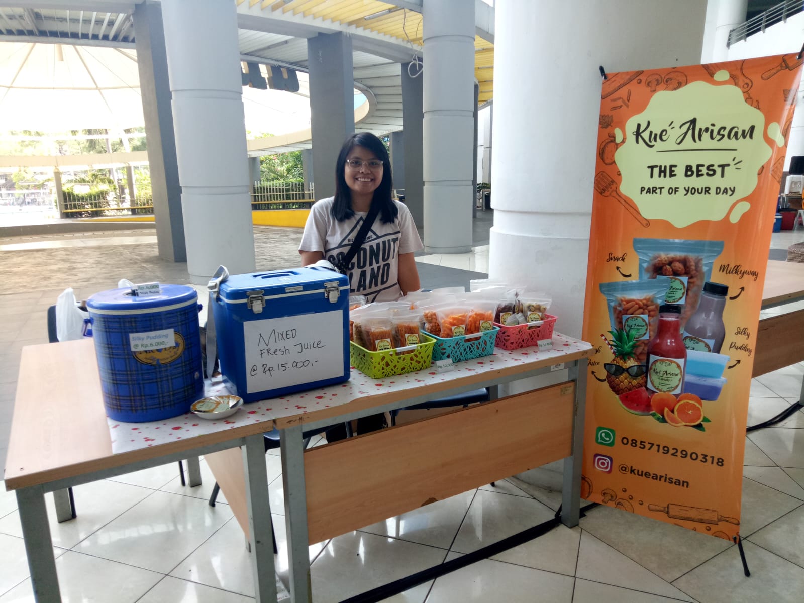 Ayu Dessy Wahyuningtias: Perjalanan Ex-Karyawan Korporat Buka Usaha Bisnis Kue