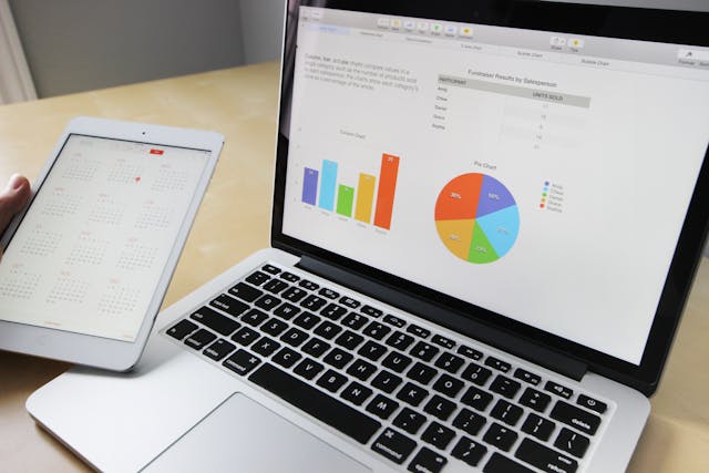 Data Entry : Definisi, Gaji, Skill yang Diperlukan, dan Tugas Tanggung Jawabnya