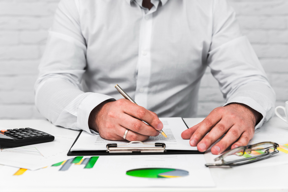 Financial Controller : Gaji, Skill yang Diperlukan, dan Tugas Tanggung Jawabnya