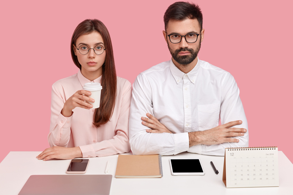 Work with Them vs Work for Them : Konsep Kerja Freelance yang Mengubah Dunia Kerja