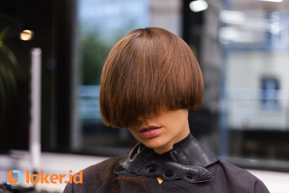 Hair Stylish : Gaji, Skill yang Diperlukan, dan Tugas Tanggung Jawabnya