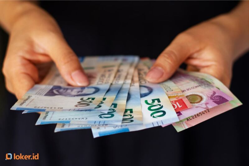 salary-reporter