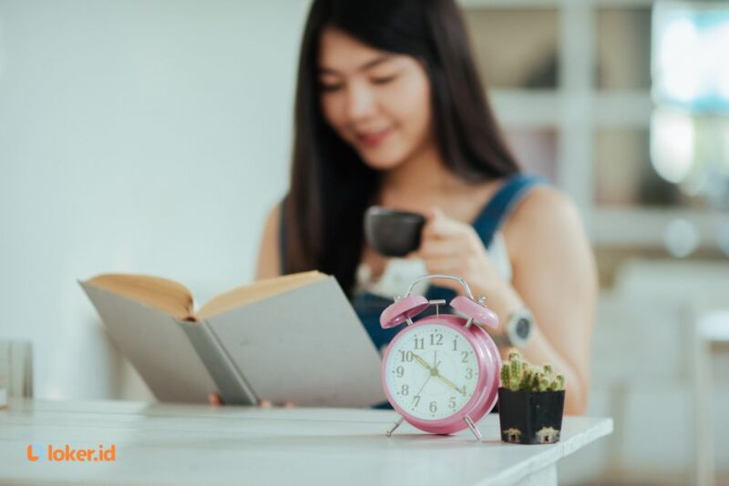 kapan-membalas-chat-kantor-tahun-2024