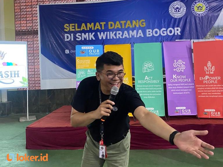 Oktrido Asrialdi: "Poles Diri dengan Personal Branding, Tampil Beda Itu Penting!"