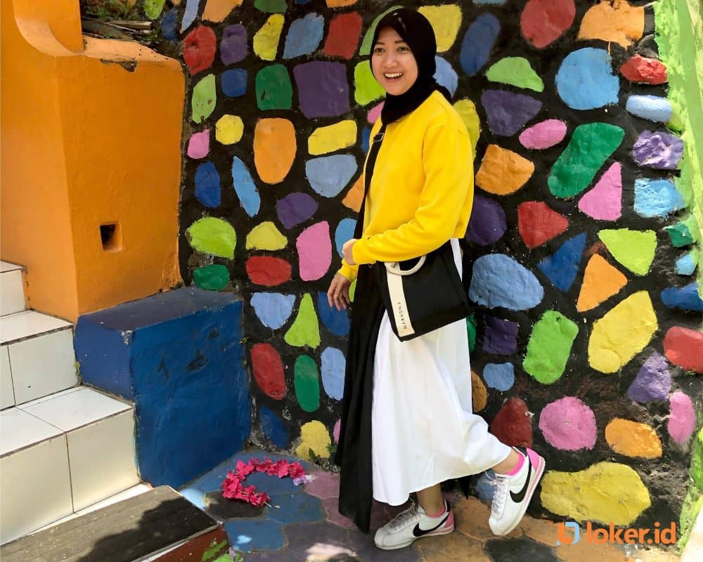 Dyani Mustikarini: Full Time, Freelance, Buka Usaha, Income Lebih Dari Satu