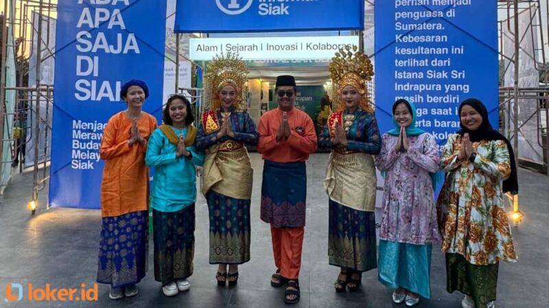 suka-duka-dan-hal-menarik-menjadi-communications-manager-indiana-basitha-tahun-2024