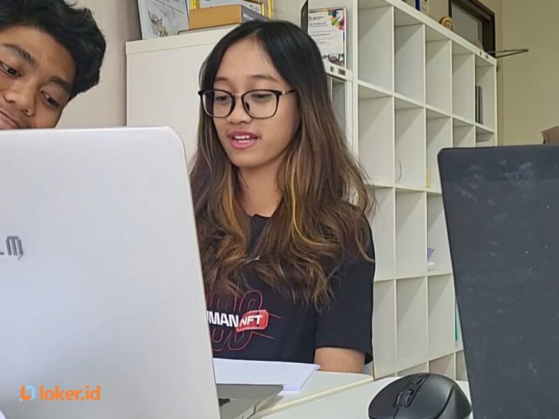 suka--duka-hilda-sebagai-intern-tahun-2024