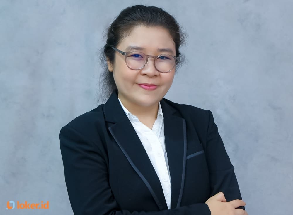 Helena Yovita: Menyuarakan Suara Orang Biasa Lewat Opini "Berisi"
