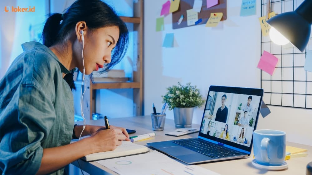 Kepikiran Mau Remote Working, Harus Ambil Kursus Apa ya?